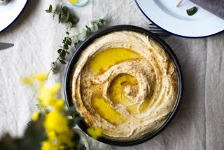 Traditional Hummus